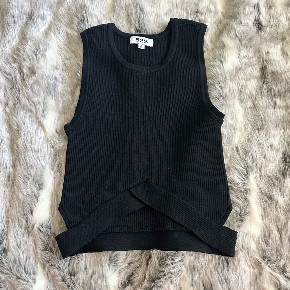 REVOLVE 525 America Crossover Cutout Tank Black Sz S